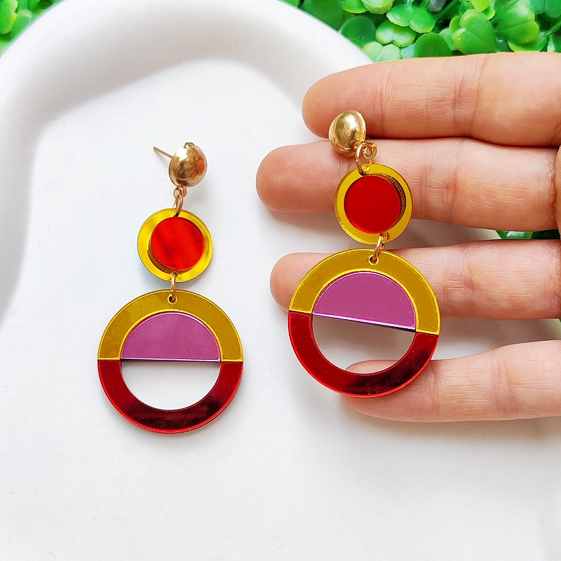 KUGUYS 여성용 미래지향적 미러 아크릴 귀걸이 기하 - Tech Accessories Dropshipping 리뷰 및 가격